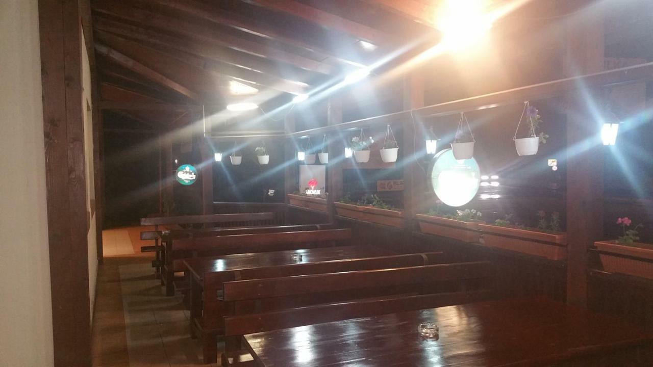 Motel Restaurant Lowe Дева Экстерьер фото